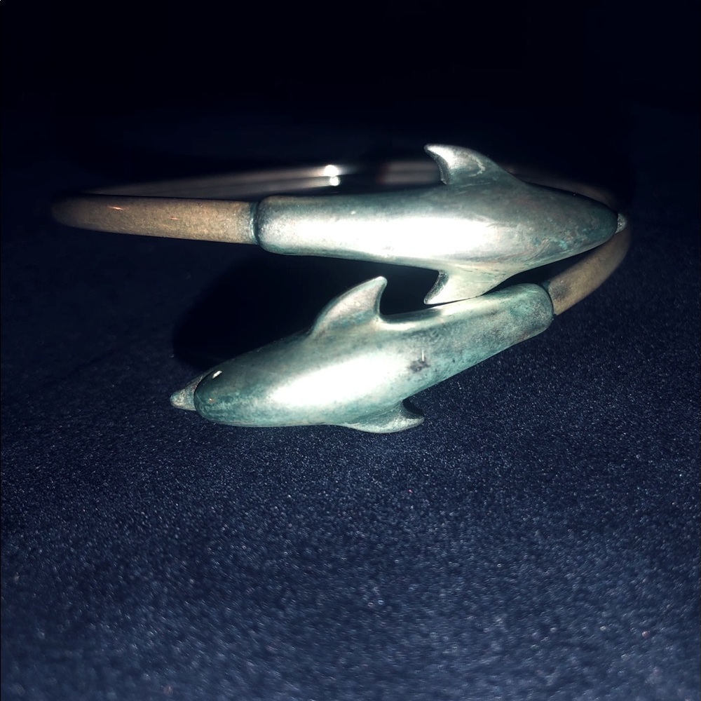 Twin dolphin design silver bracelet. Silver 925